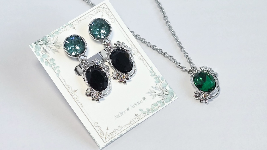 古代人イメージ 花の種イヤリング、ネックレス(ピアス変更可)