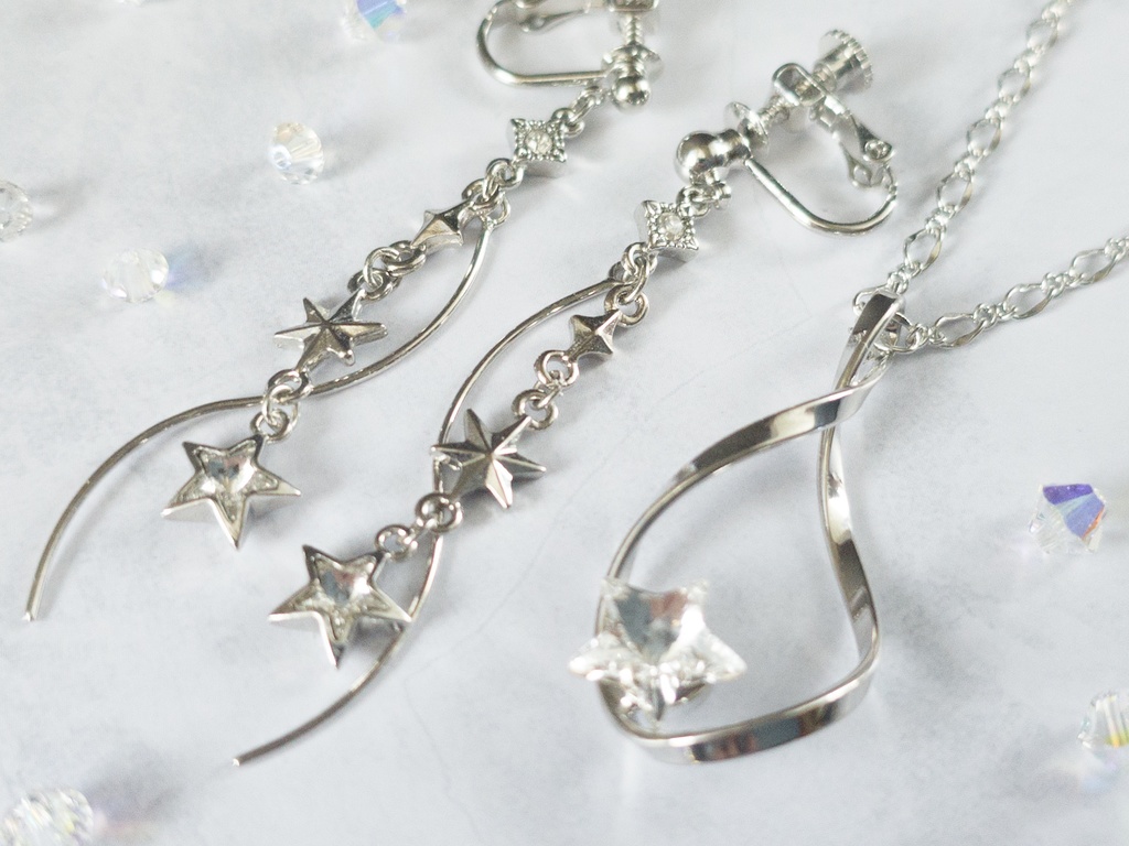 星海、エルピスの花イメージイヤリング(ピアス変更可)、ペンダント