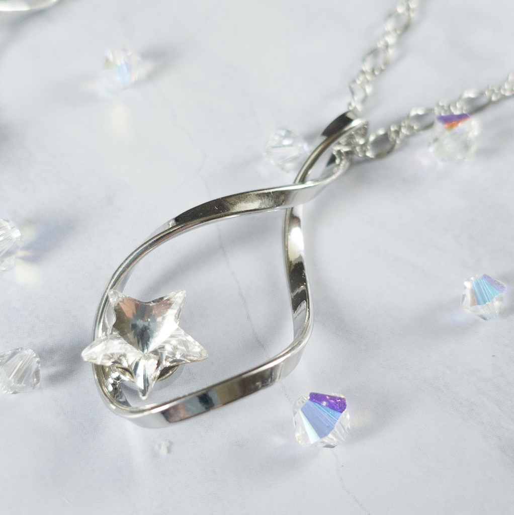 星海、エルピスの花イメージイヤリング(ピアス変更可)、ペンダント