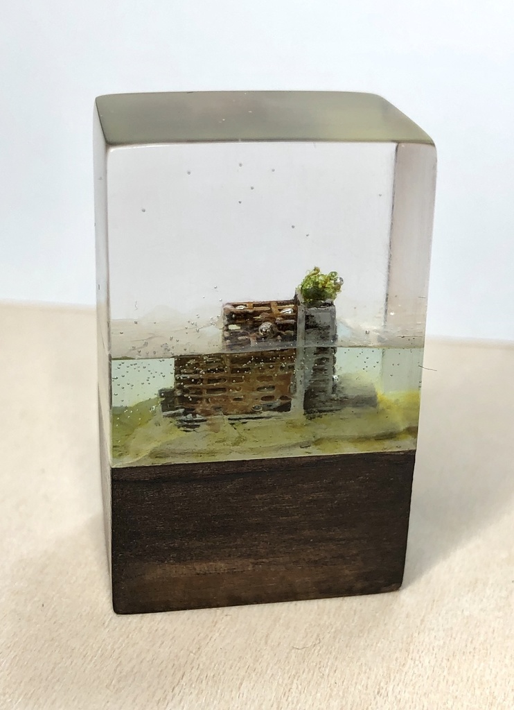 ミニ水没ジオラマ+専用本革ケース