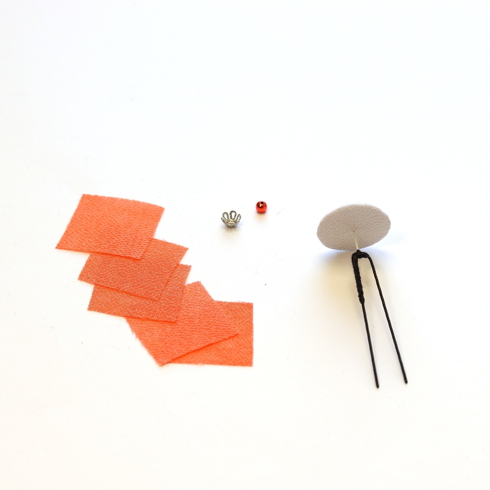 つまみ細工キット Uピン アプリコット