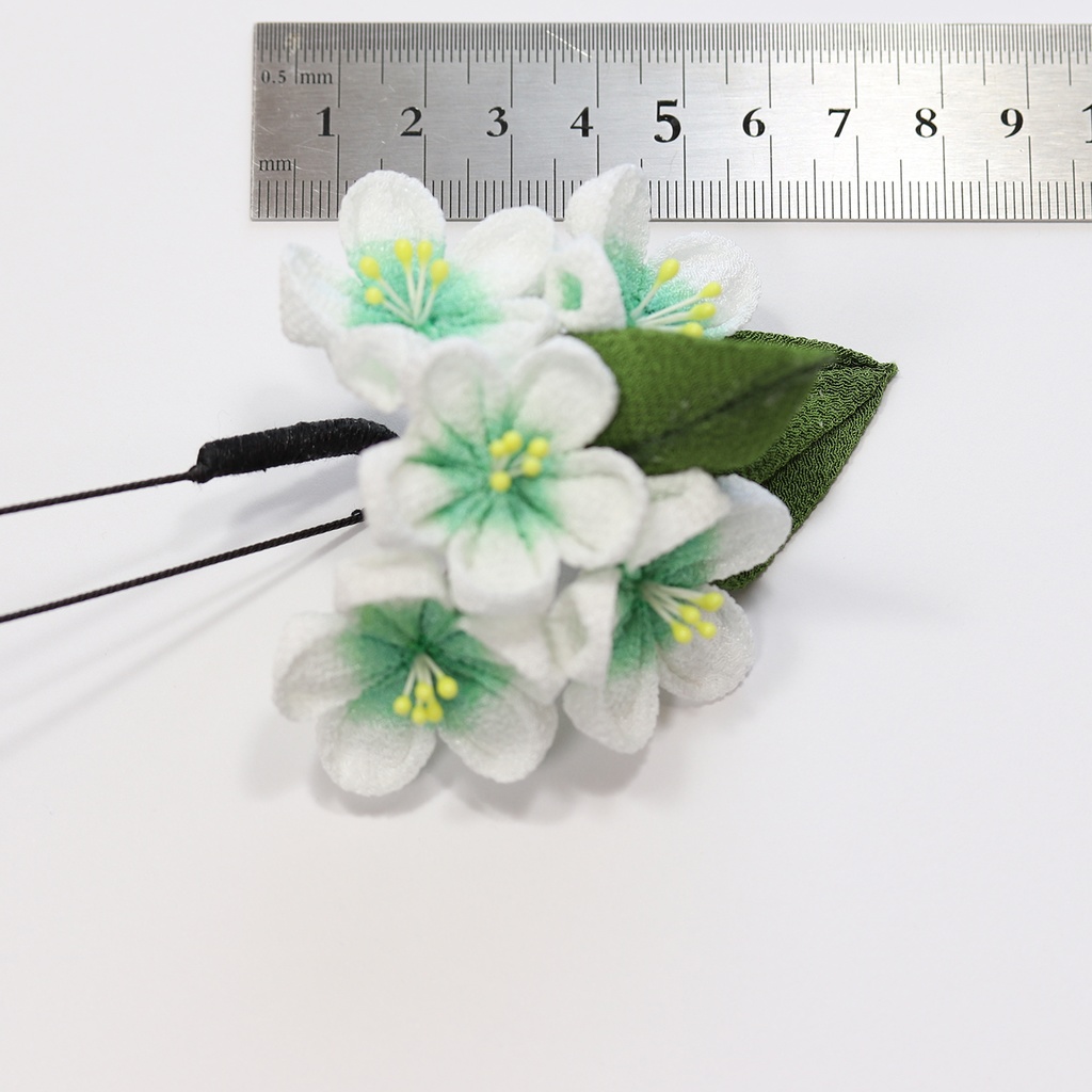 つまみ細工髪飾り 推し色カラーオーダー可 #002 成人式 七五三 浴衣 着物