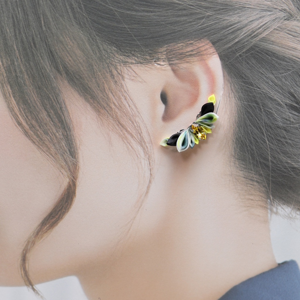 つまみ細工イヤーカフ<シトリン>