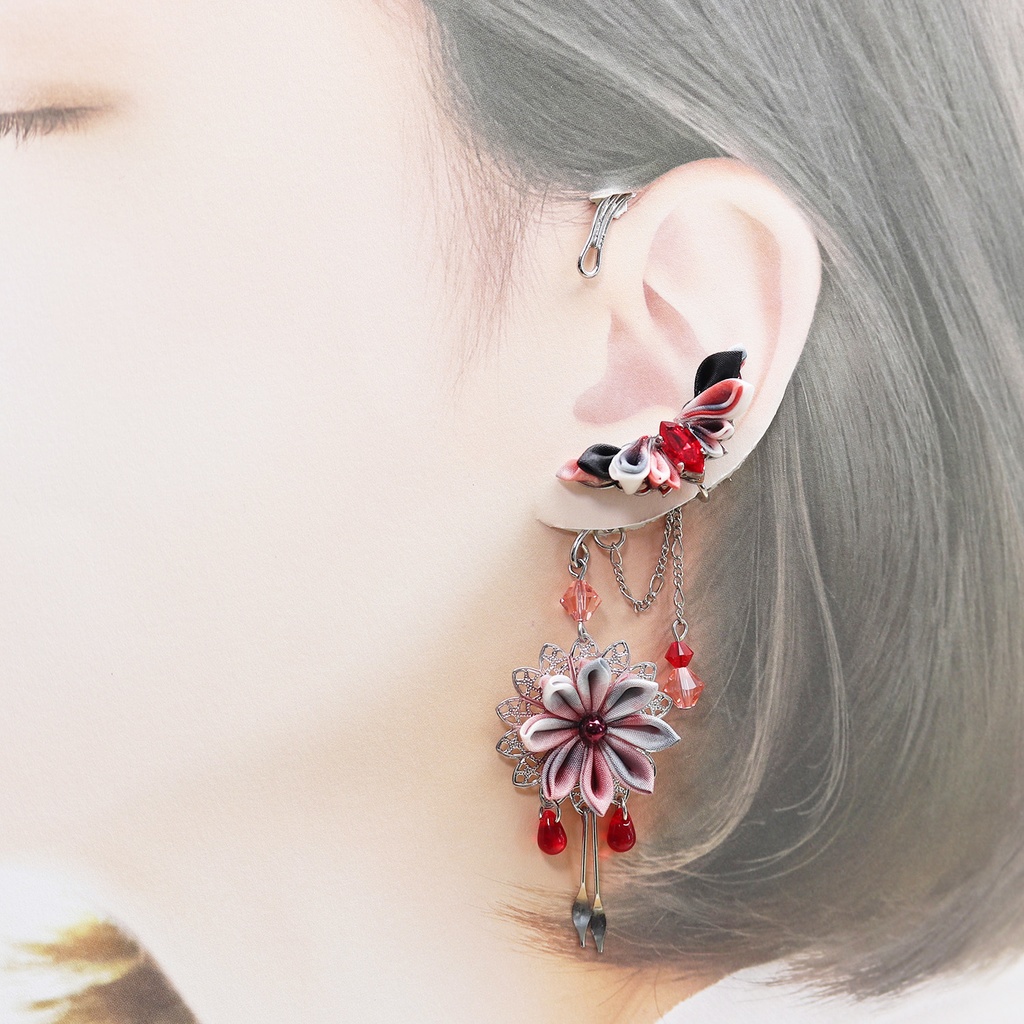 つまみ細工イヤーカフ<ストロベリークォーツ>