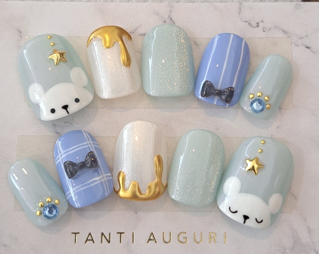 白熊🐻‍❄️ネイルチップ