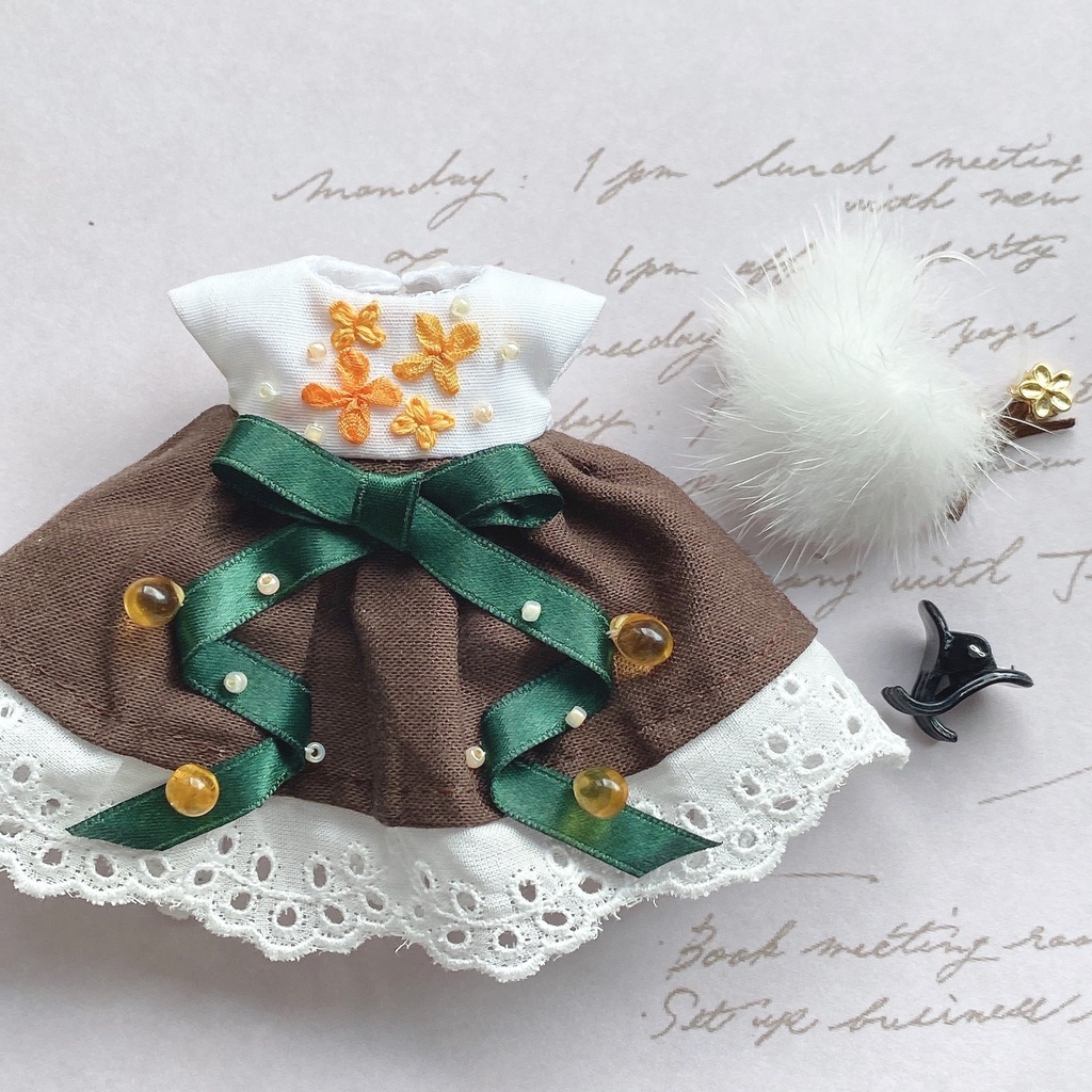 【オビツ11】ふんわり金木犀の刺繍ワンピースとヘアゴムset♡*。