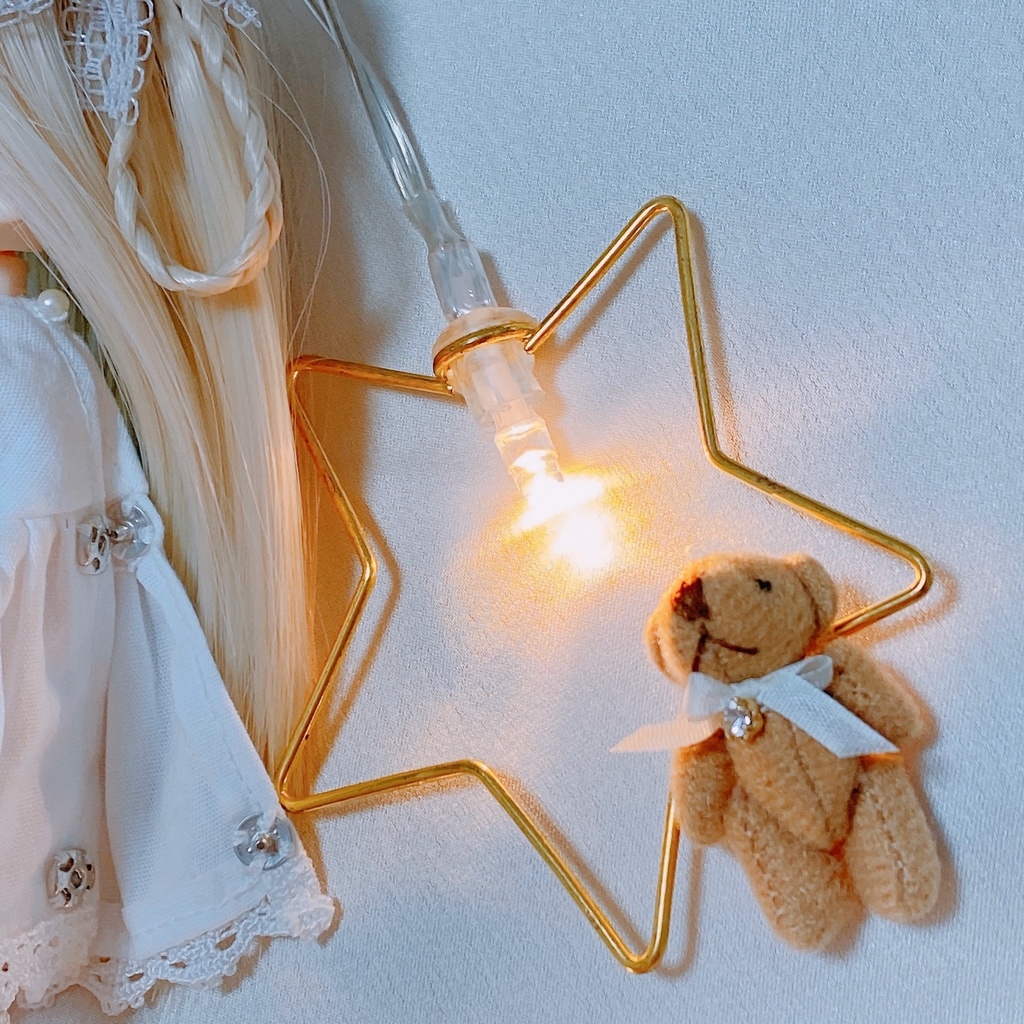 すずらんブーケの刺繍ワンピースとくまちゃん*。゚white