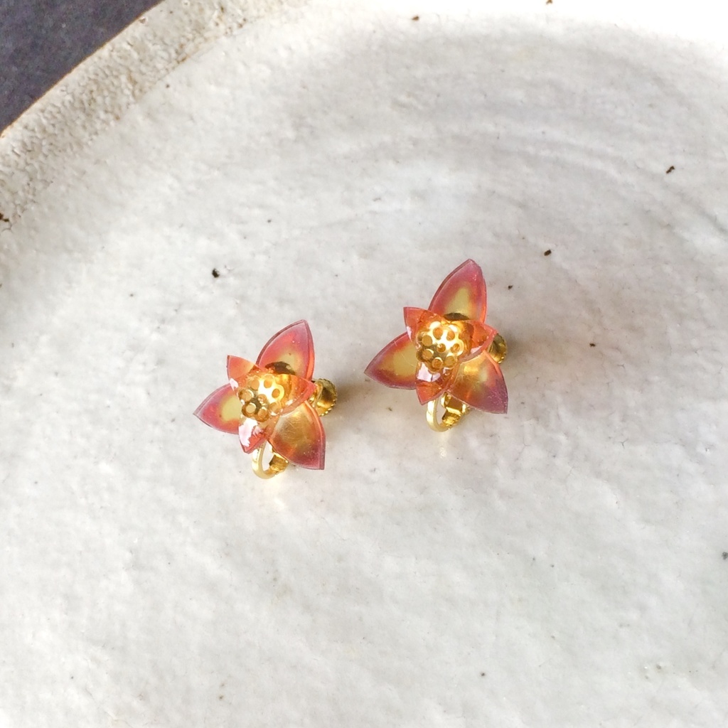 チグリジアのイヤリング