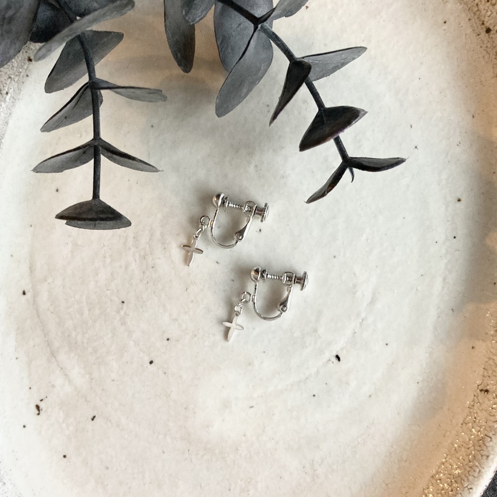 麻天狼モチーフイヤリング