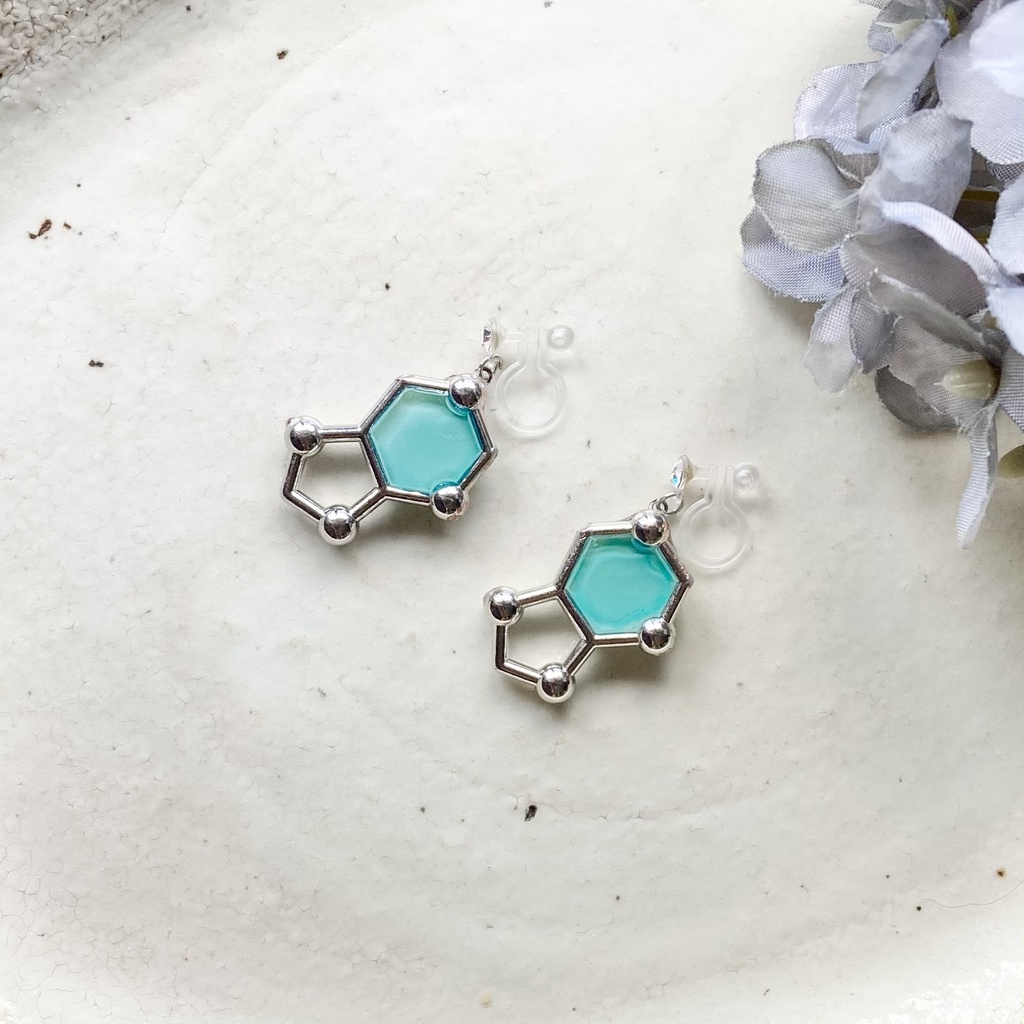 アグネスタキオン(ウマ娘)イヤリング