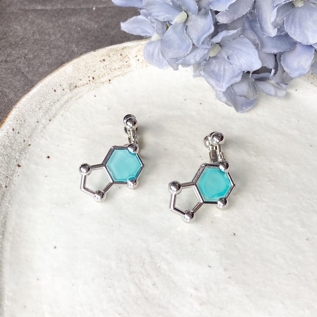 アグネスタキオン(ウマ娘)イヤリング