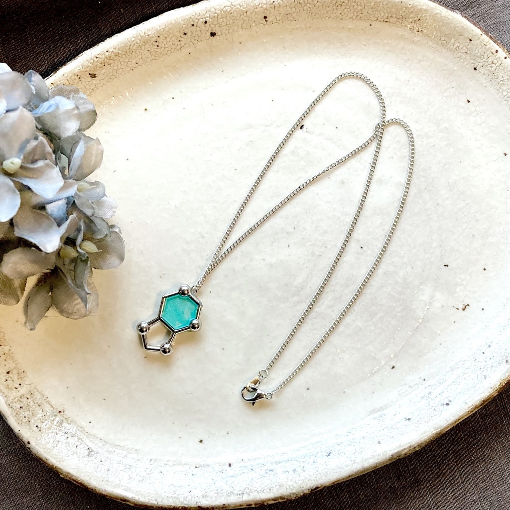 アグネスタキオン(ウマ娘)ネックレス