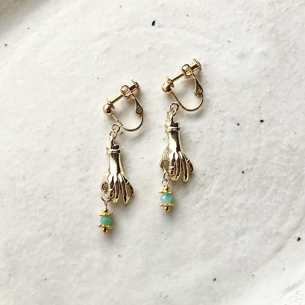 天然石 フォスフォフィライトイメージイヤリング1(宝石の国)