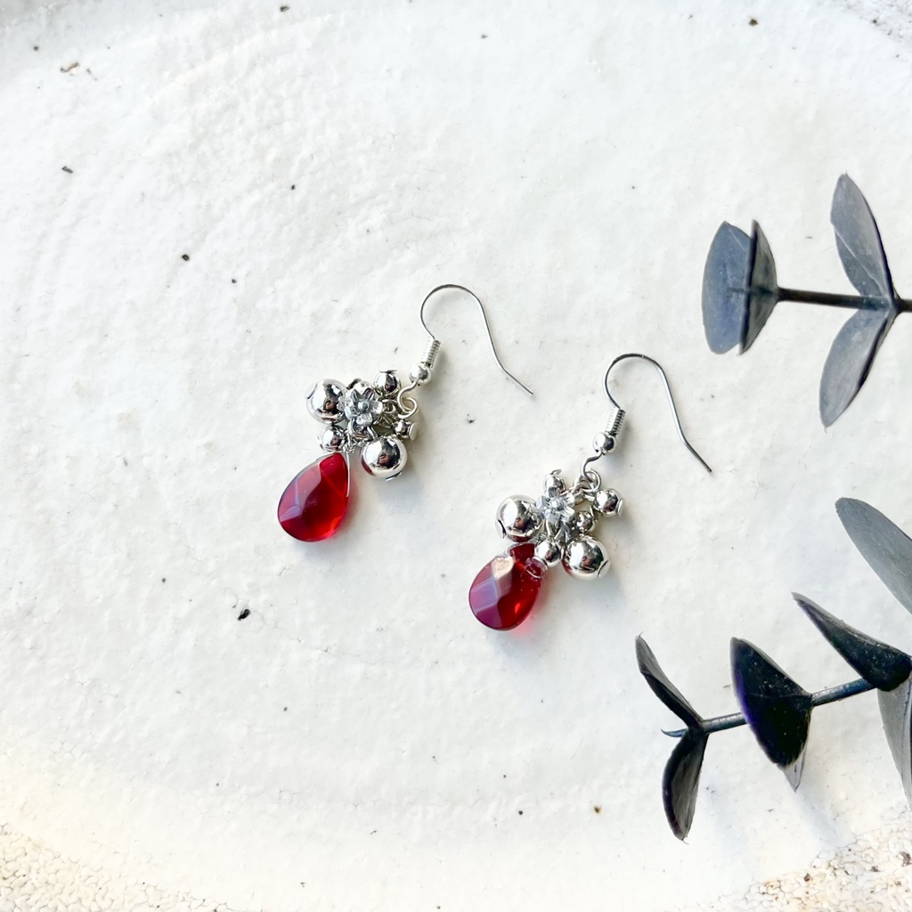 天然石 シンシャイメージピアス2(宝石の国)