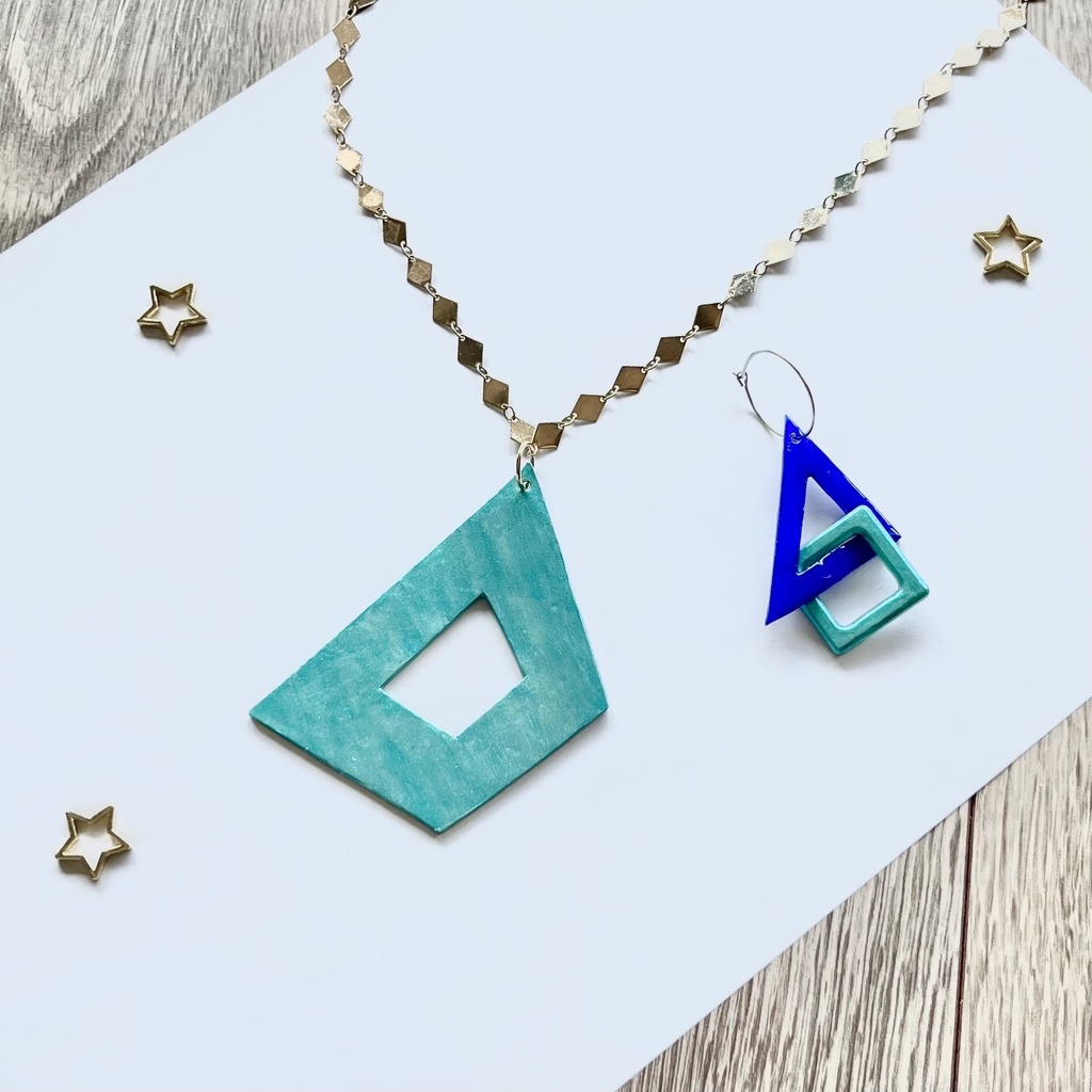 ダイタクヘリオス再現ピアス