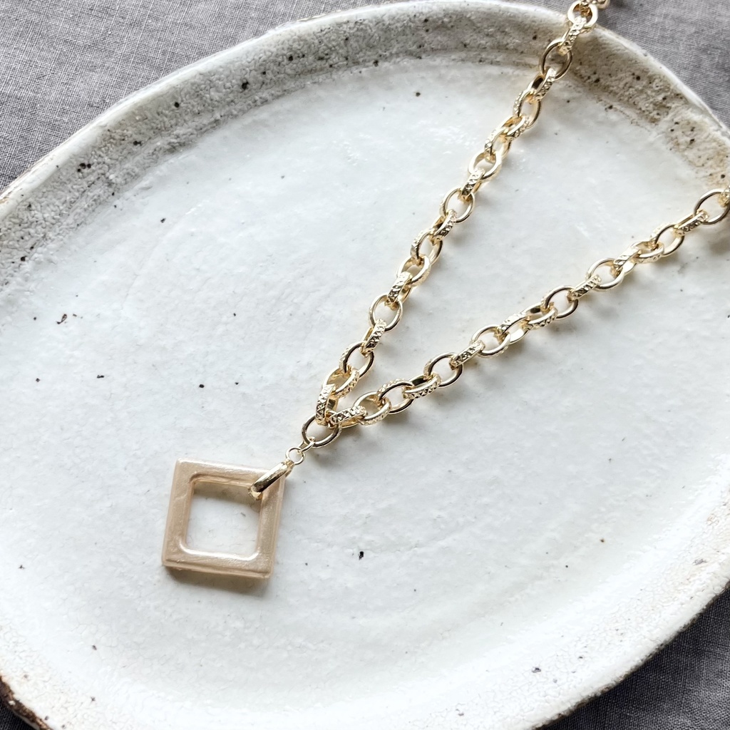 トーセンジョーダン再現ネックレス コスプレにも!