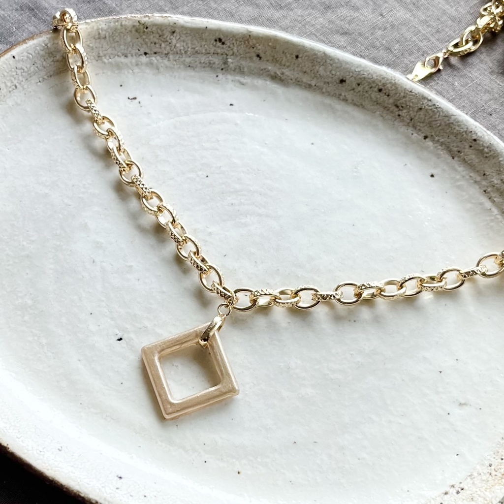 トーセンジョーダン再現ネックレス コスプレにも!