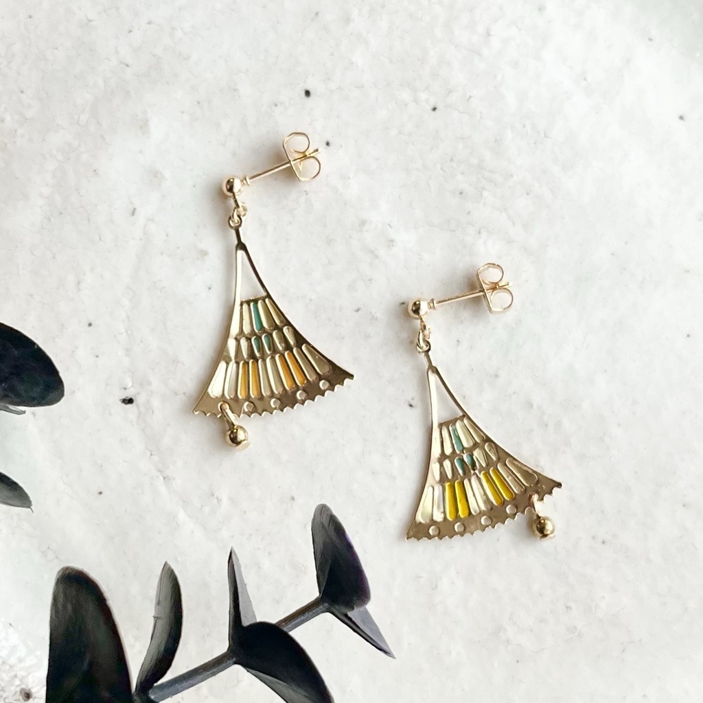 ウオッカアレンジピアス