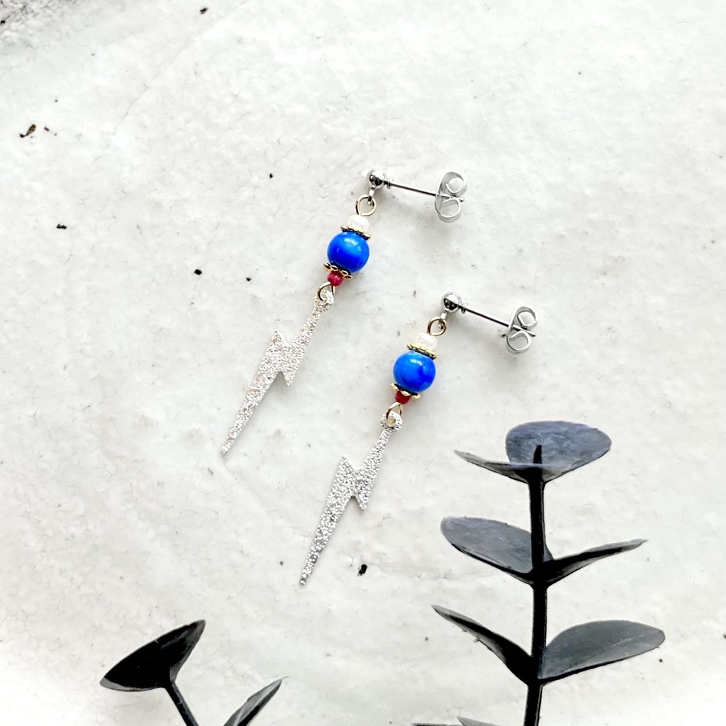 タマモクロスイメージピアス