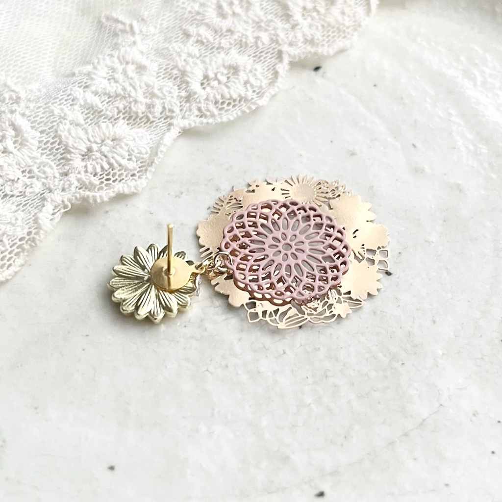 ニシノフラワー(花嫁衣装)イメージピアス