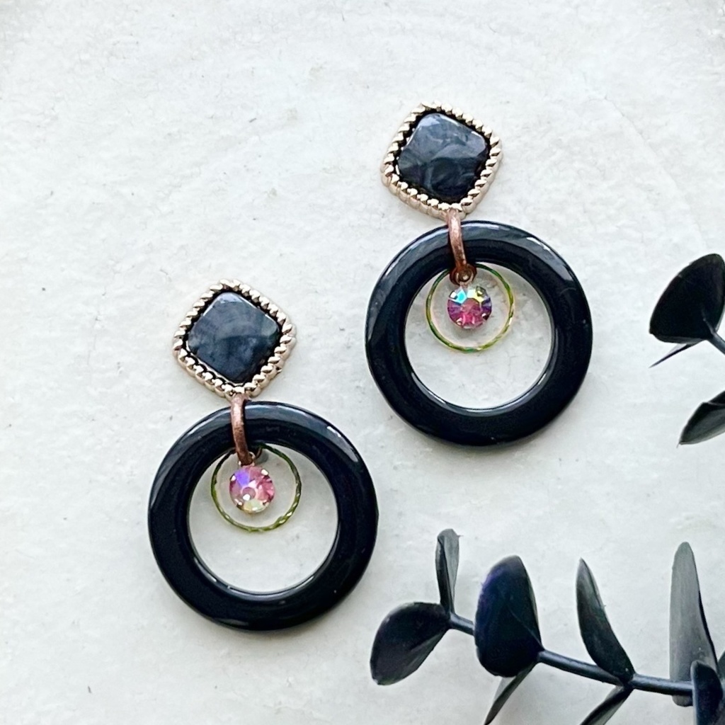 アグネスタキオン(水着)イメージピアス[数量限定]