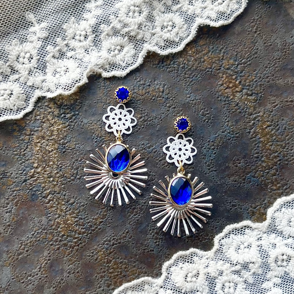 Ado「ギラギラ」イメージイヤリング③