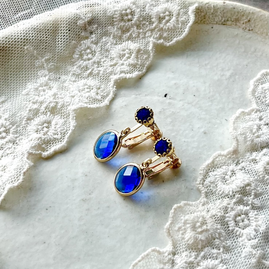 Ado「ギラギラ」イメージピアス④