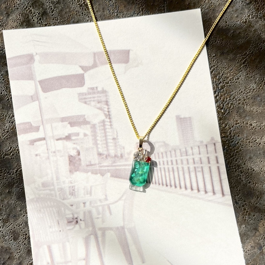 クリームソーダのネックレス(ゲ謎イメージ)