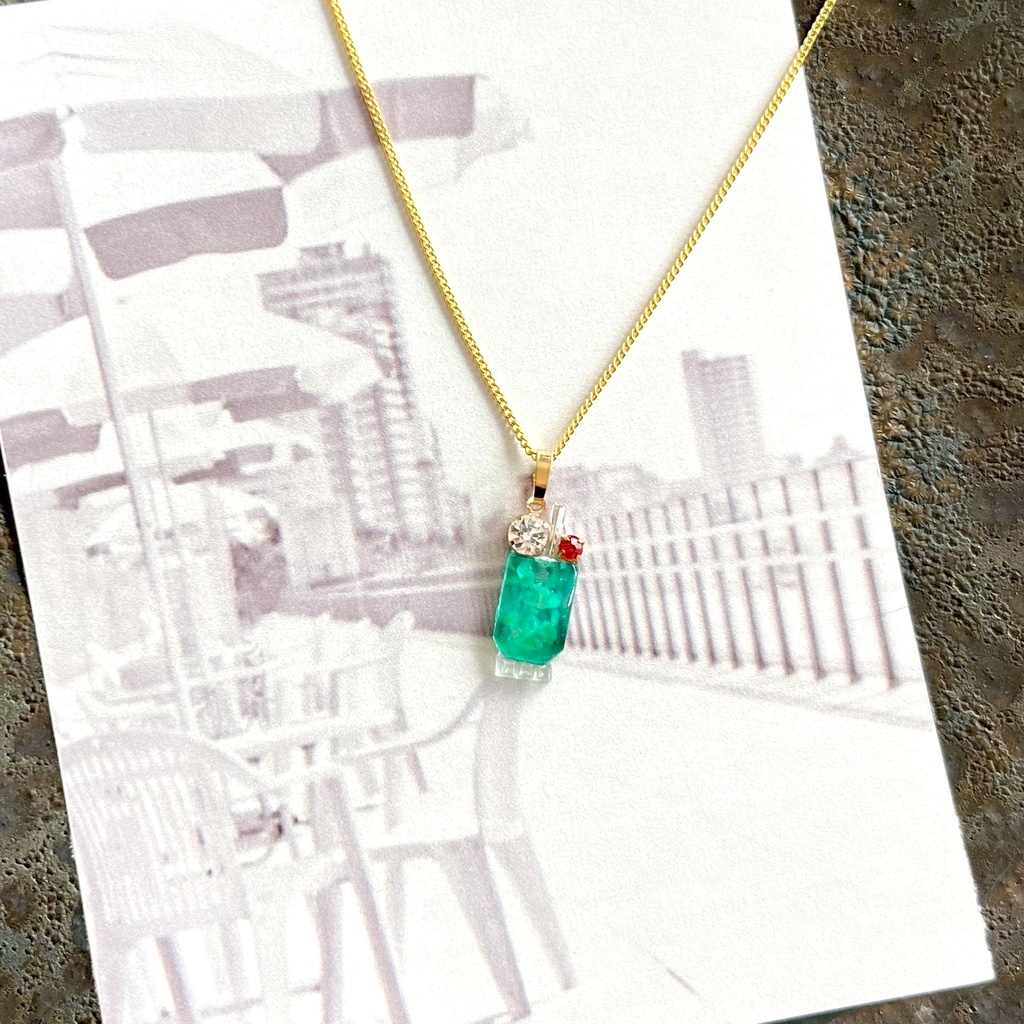 血桜のイヤリング(ゲ謎イメージ)