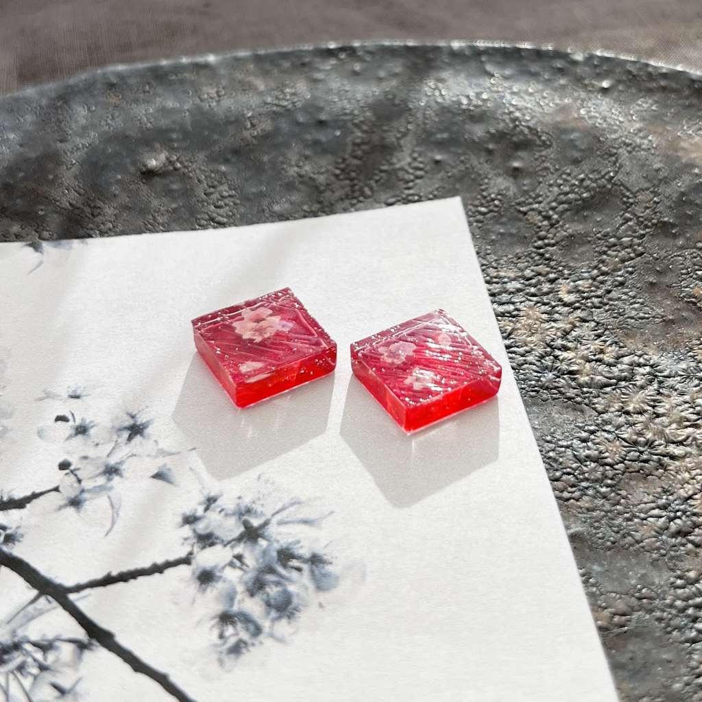 血桜のイヤリング(ゲ謎イメージ)