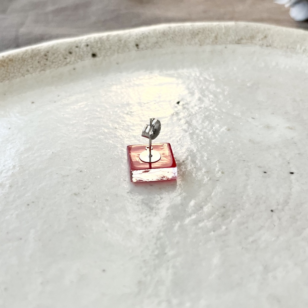 血桜のピアス(ゲ謎イメージ)