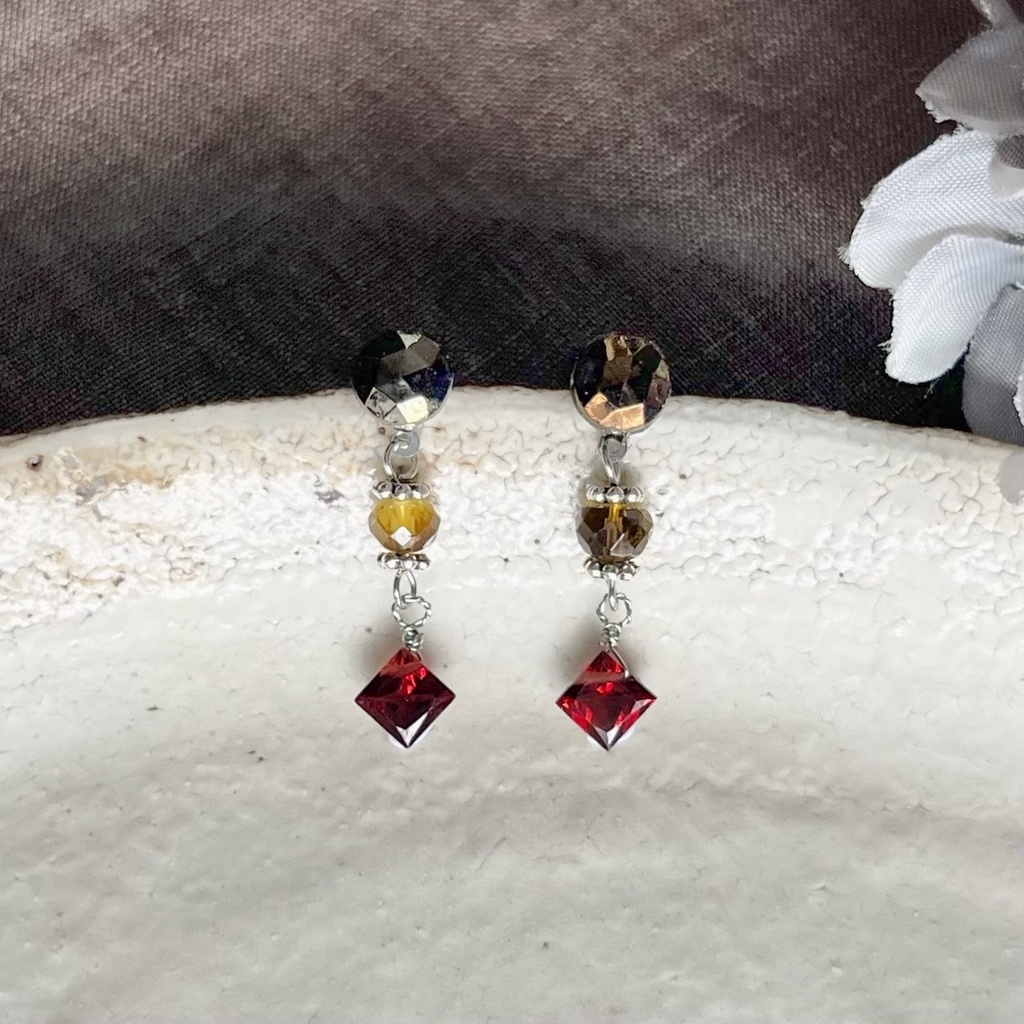 加賀美ハヤト(にじさんじ)イメージピアス