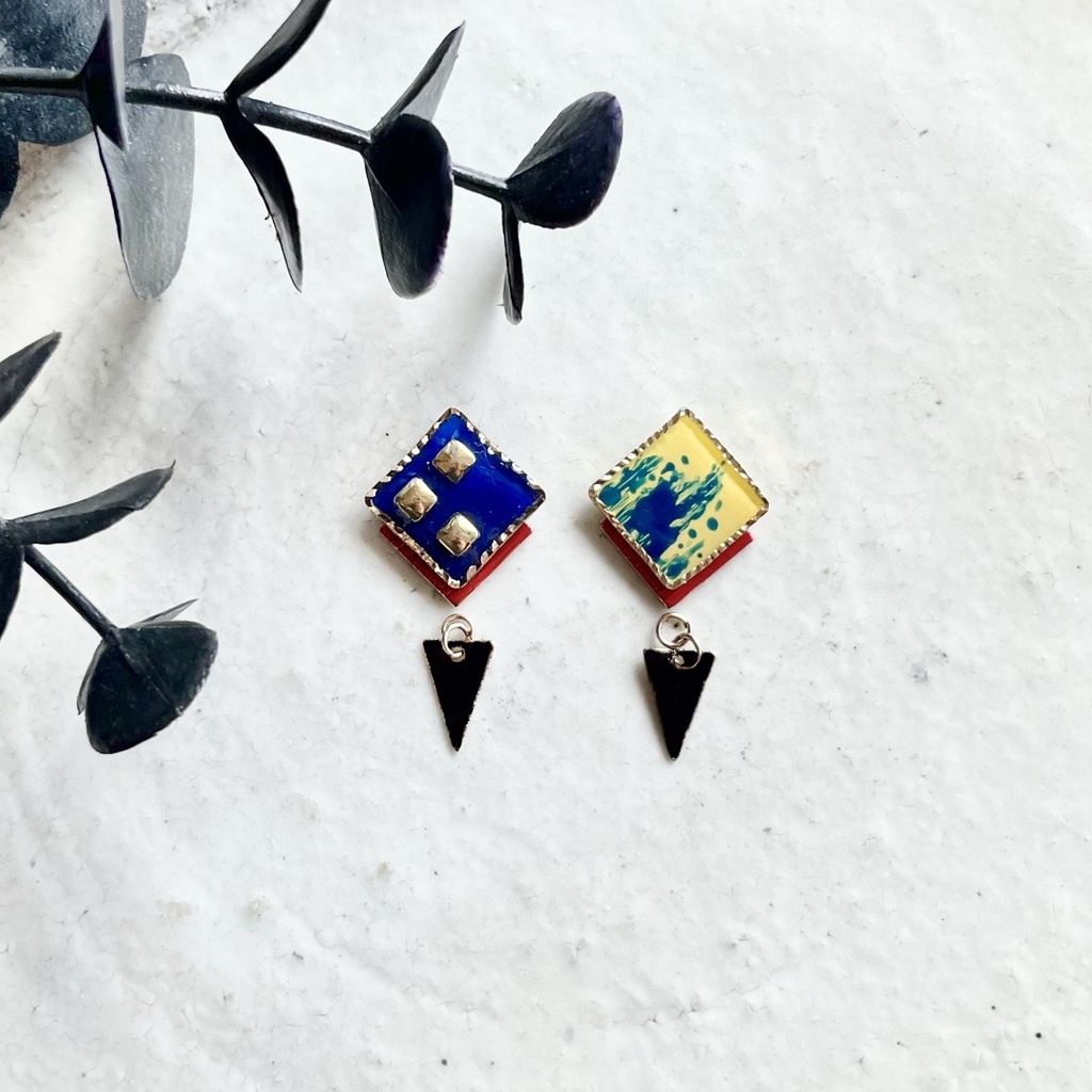 エアシャカールイメージピアス