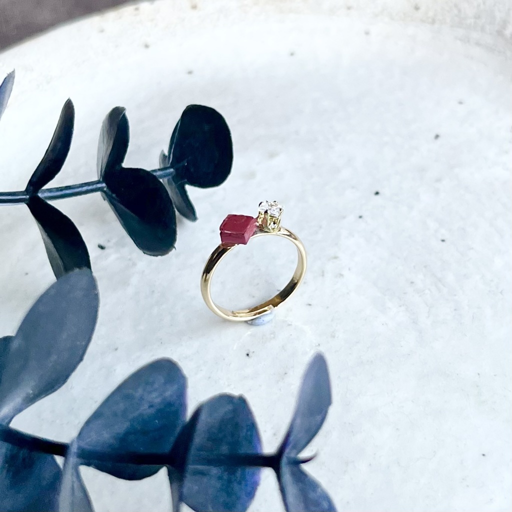 キタサンブラック(私服)再現ピンキーリング