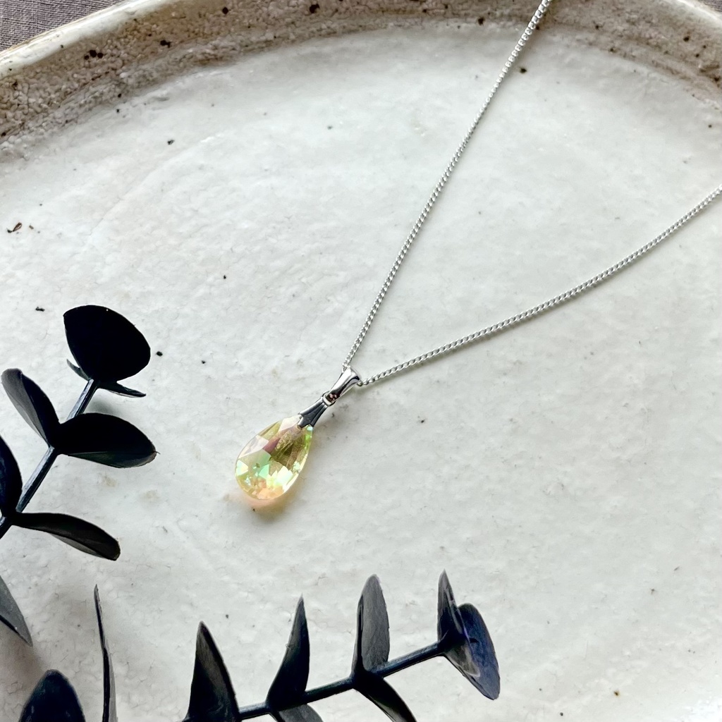 アグネスタキオン(私服)再現ネックレス