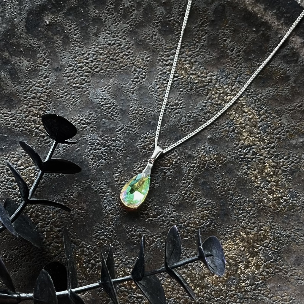 アグネスタキオン(私服)再現ネックレス