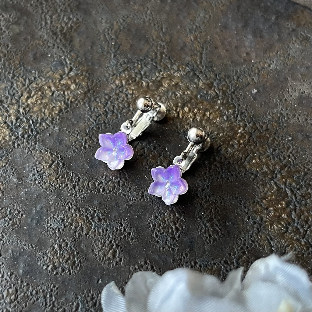 ラッキーライラック髪飾りイメージイヤリング/ピアス