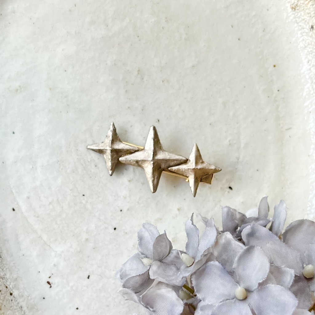 デアリングタクトイメージヘアクリップ