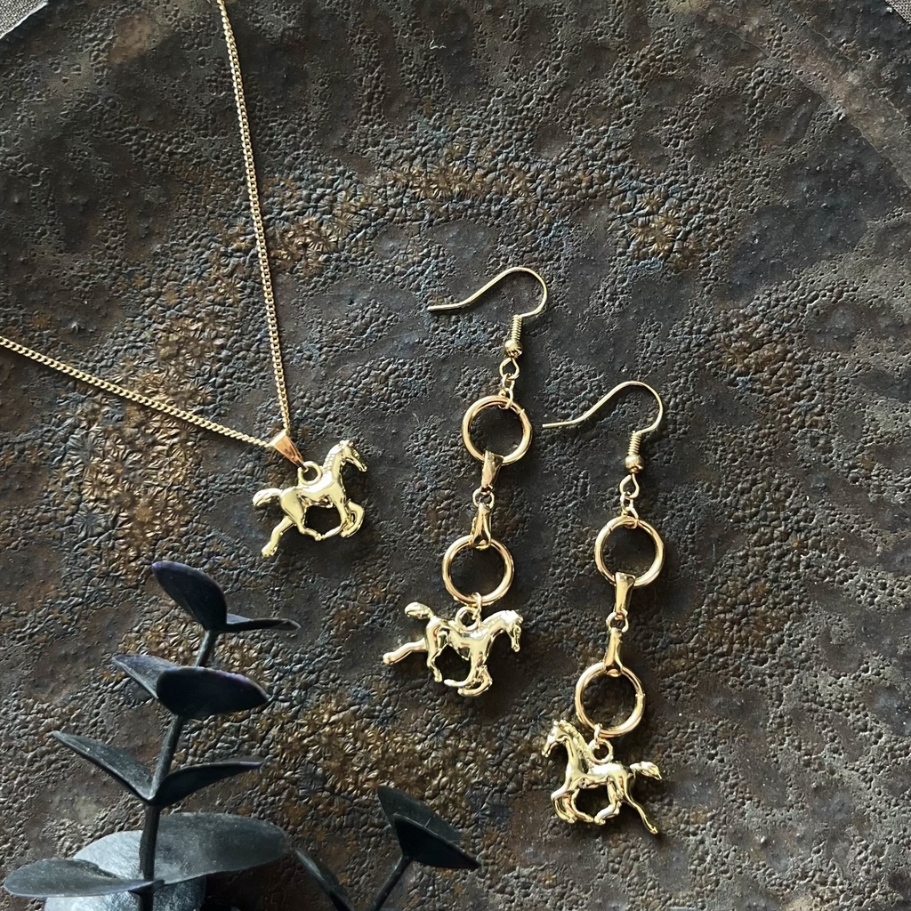 馬とハミのイヤリング/ピアス メンズにも!