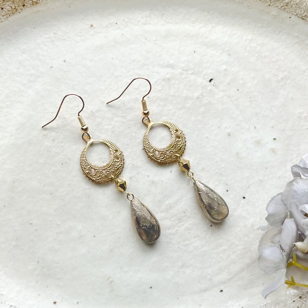 ギギ・アンダルシア(閃光のハサウェイ)イメージピアス