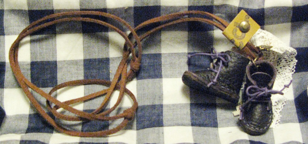 ミニチュアレザー ブーツ