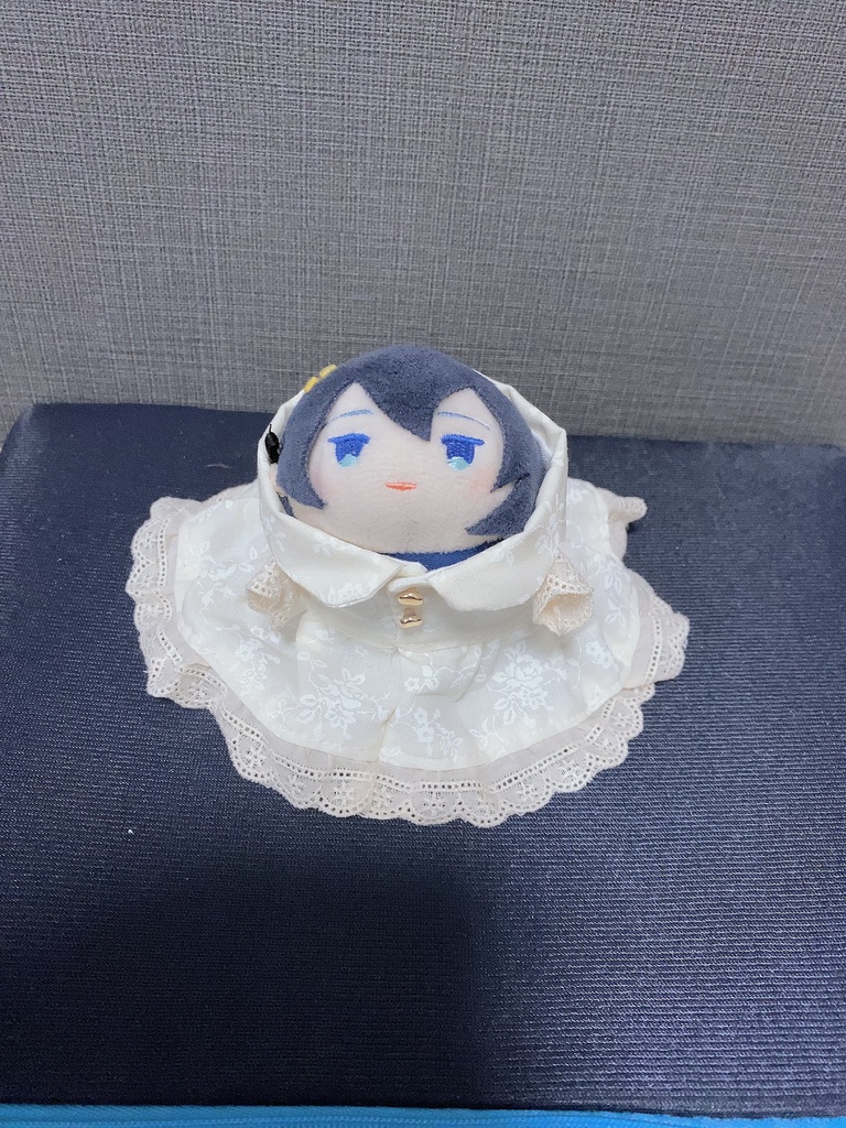 もちマス用白地花柄ワンピース