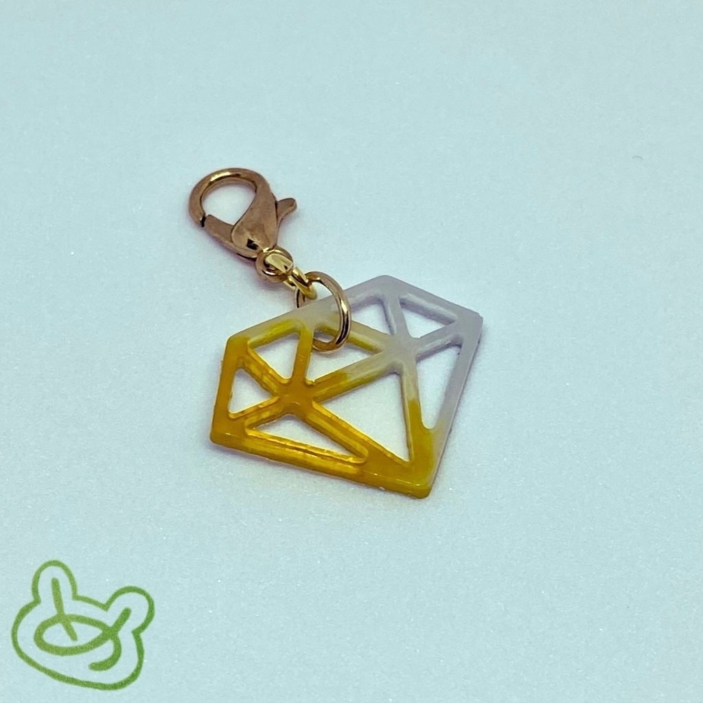 スタンドカラーマスクチャーム(ダイヤモンドは砕けない)