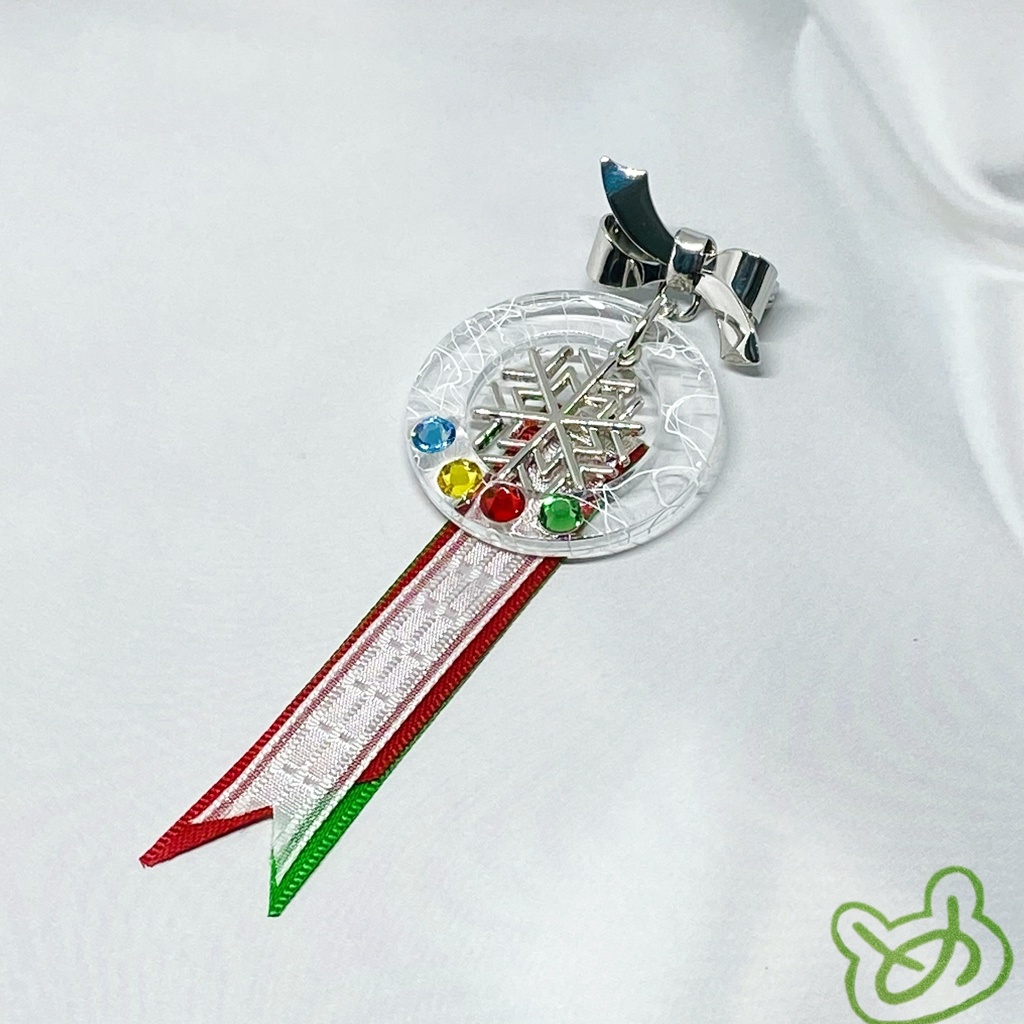 クリスマスオーナメントバッジ