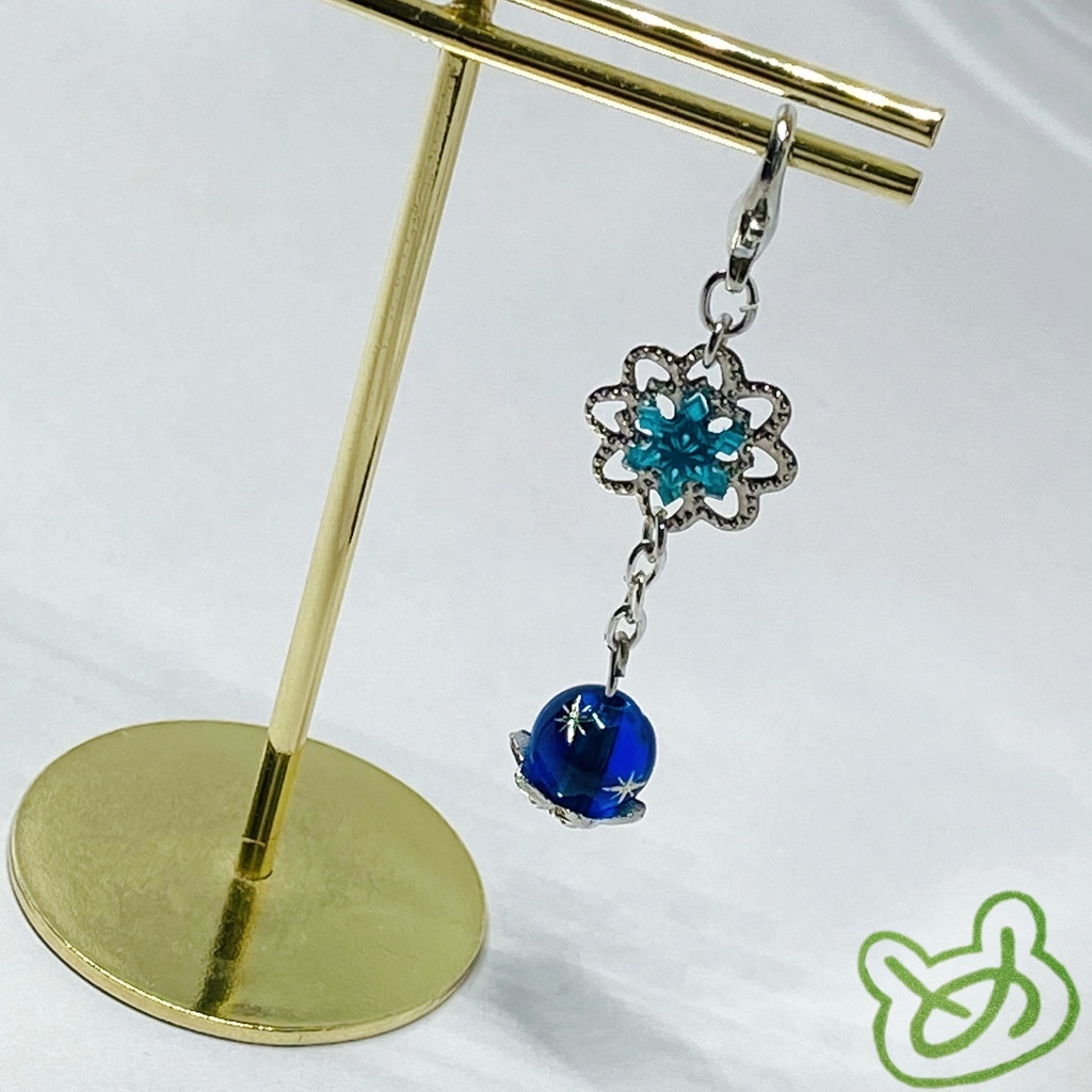 雪結晶マスクチャーム