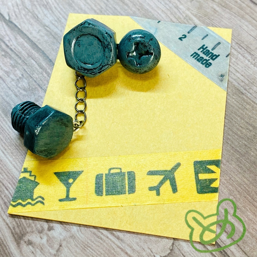 ボルトナットバッジ