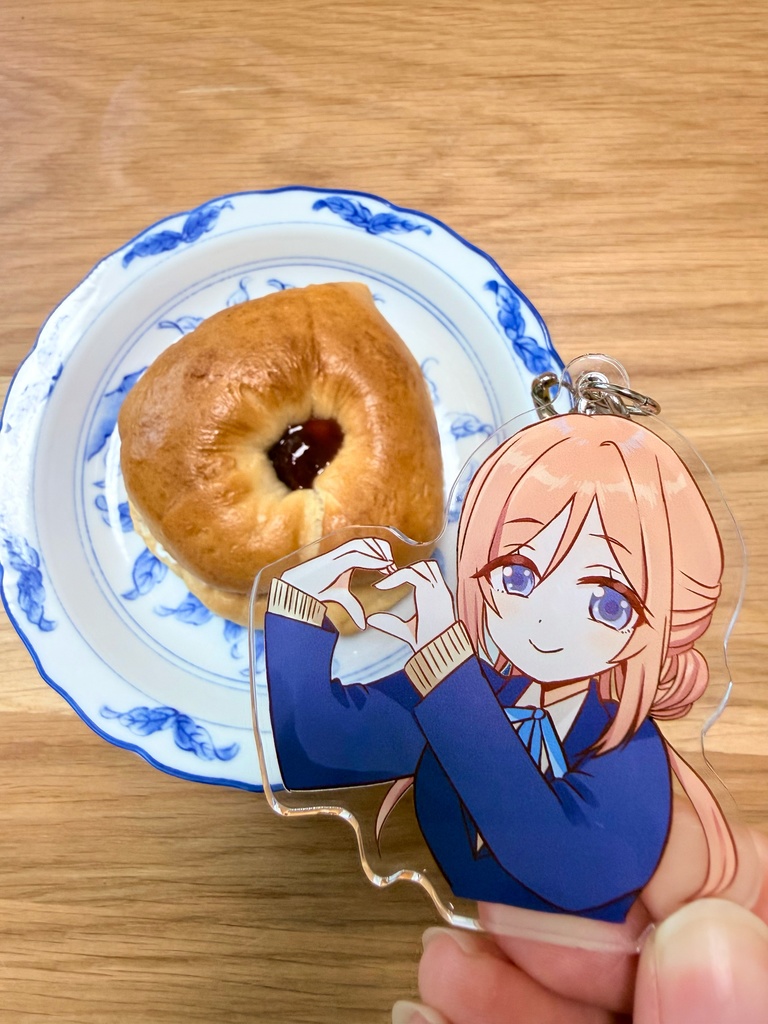 C107 新作グッズ 姫崎莉波の無限ファンサアクキー