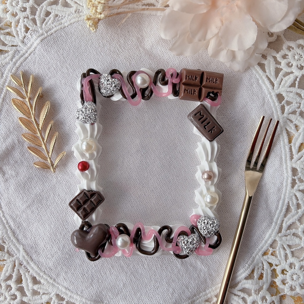 【B8トレカケース】ストロベリーチョコ