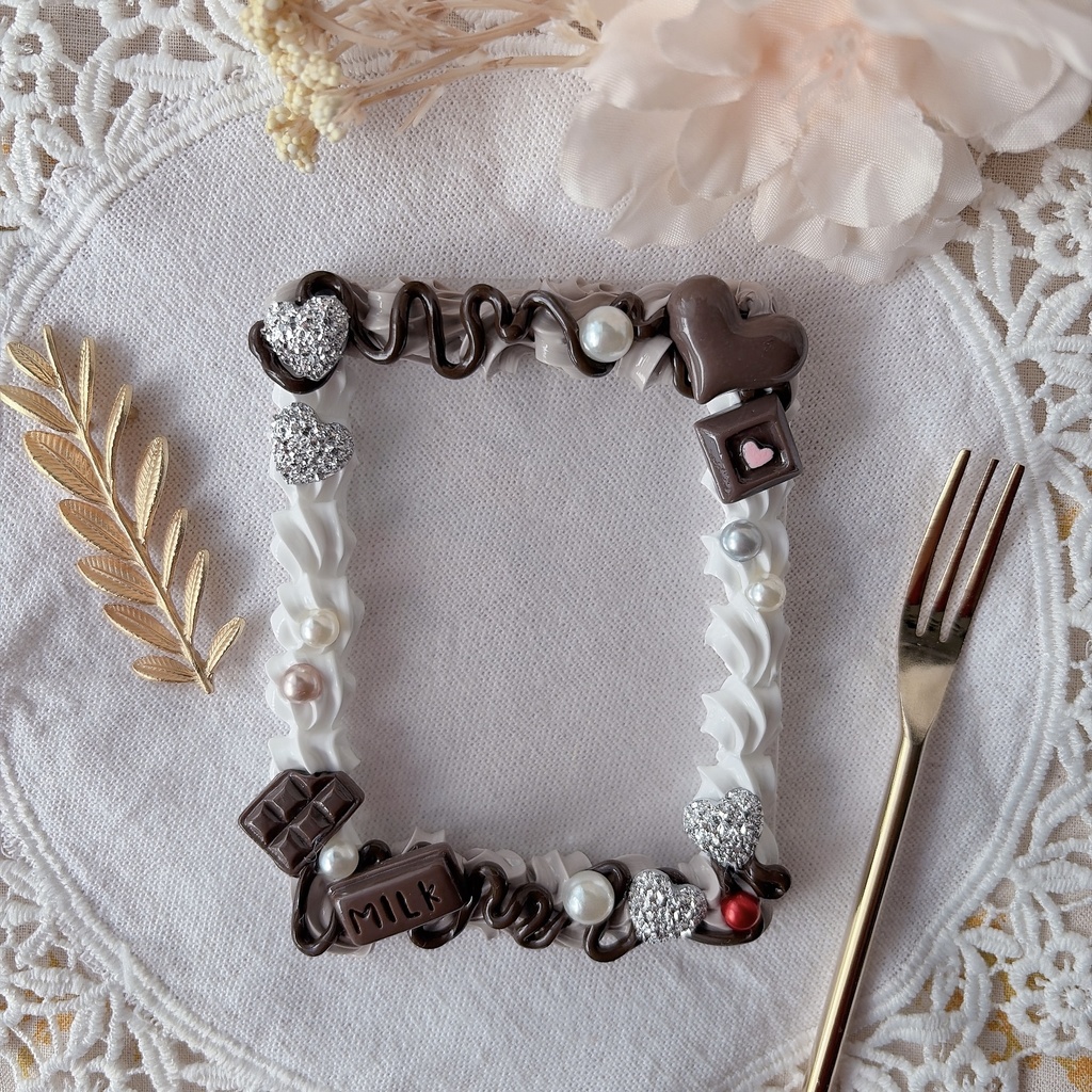 【B8トレカケース】チョコレート