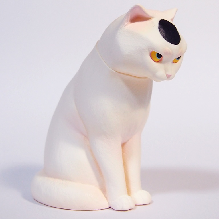 ソフビ版「魔よけ猫」えぼし柄　全3色